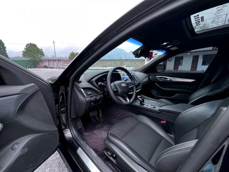 宜昌21年凯迪拉克CT58