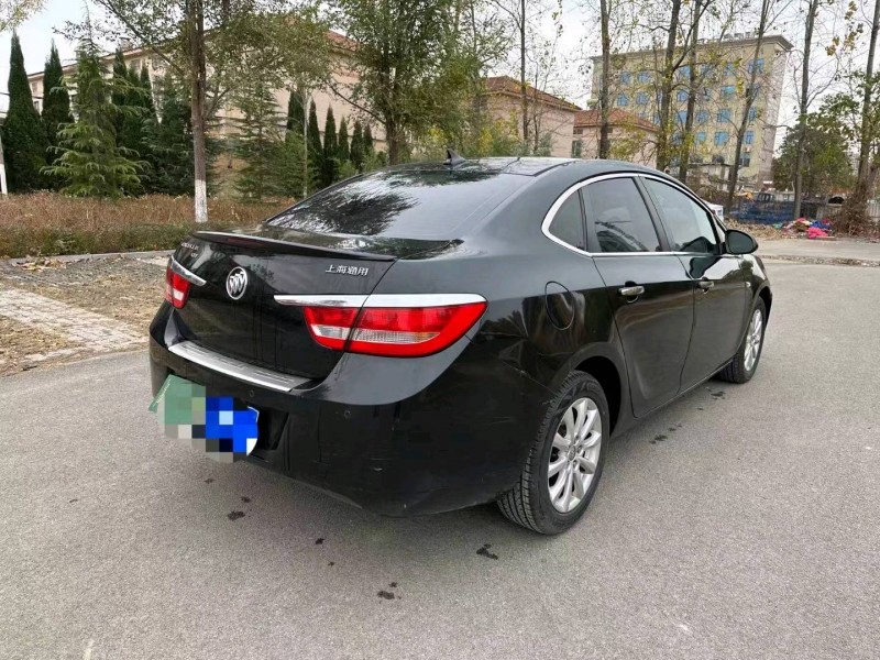 枣庄13年别克英朗GT9