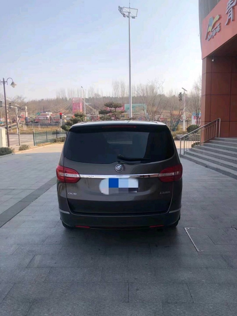 枣庄16年别克GL82