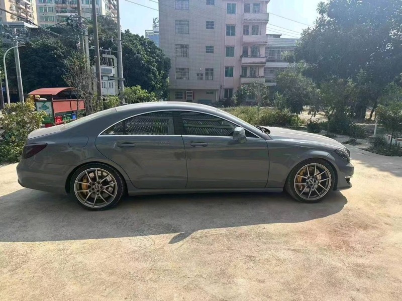 梧州12年奔驰CLS5