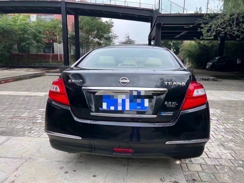 北京13年日产天籁2