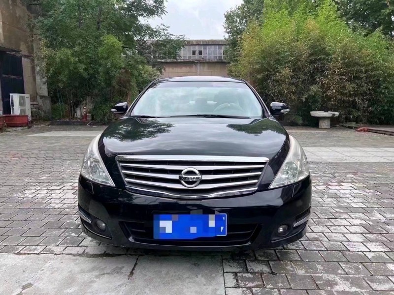 北京13年日产天籁1