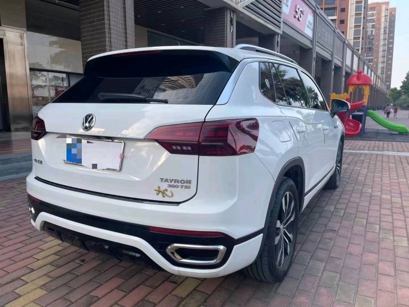 珠海20年大众探岳5