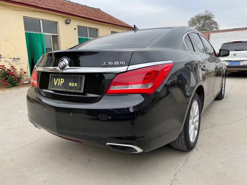 潍坊13年别克君越2