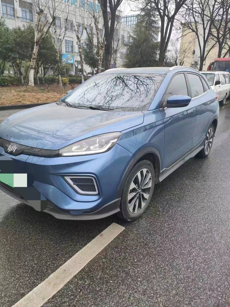 宜昌21年威马汽车EX-52