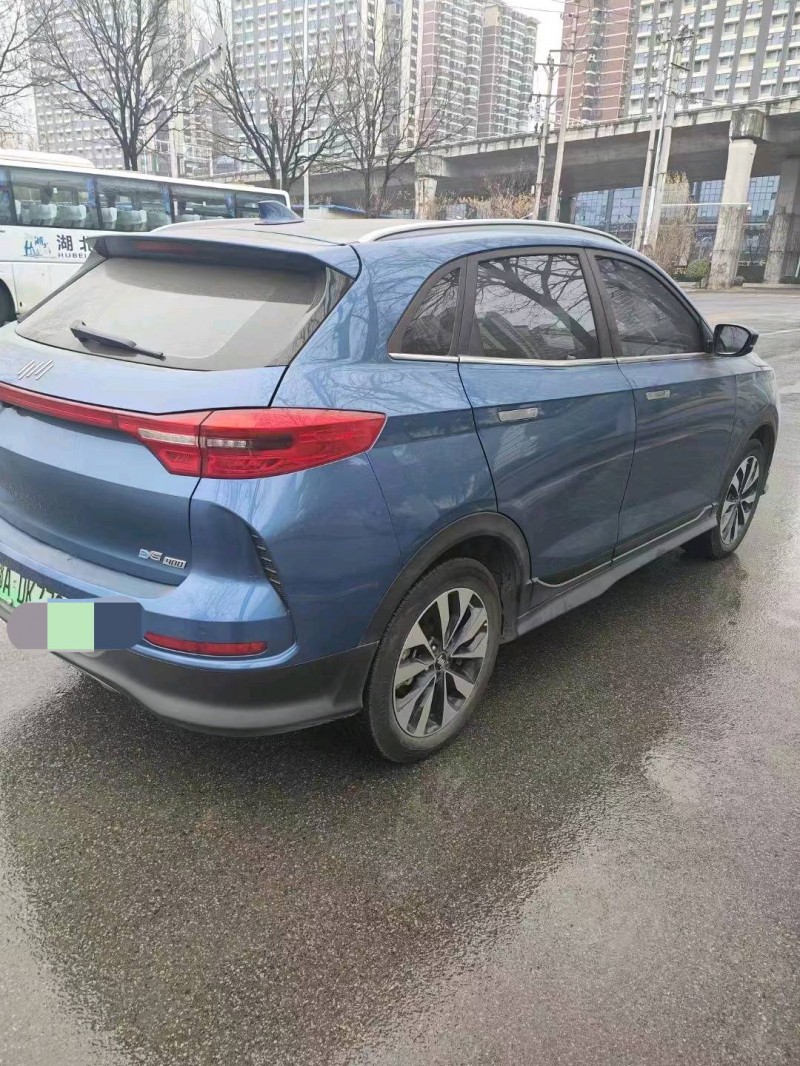 宜昌21年威马汽车EX-54