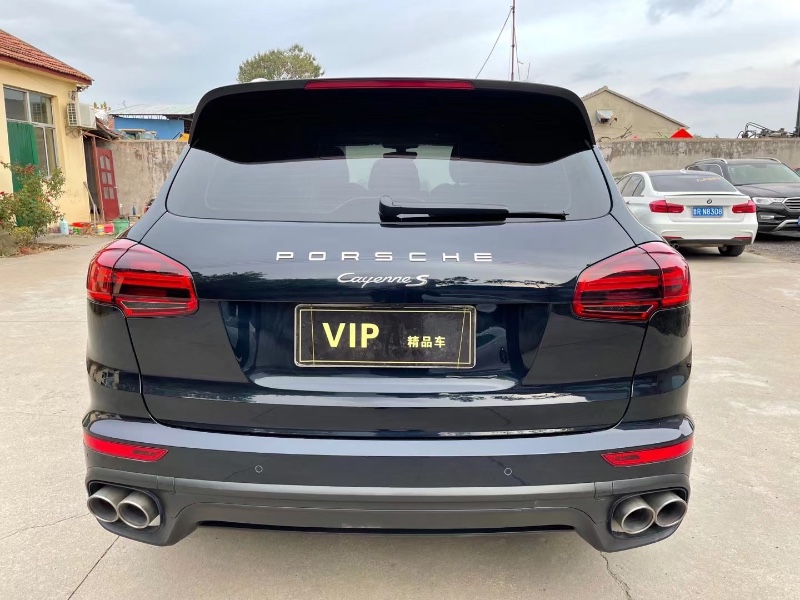 潍坊17年保时捷卡宴2