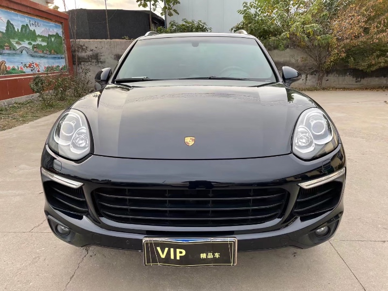 潍坊17年保时捷卡宴1