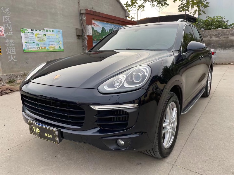 潍坊17年保时捷卡宴4