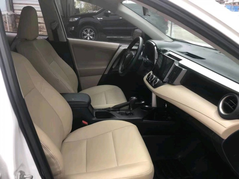 梧州13年丰田RAV4荣放4