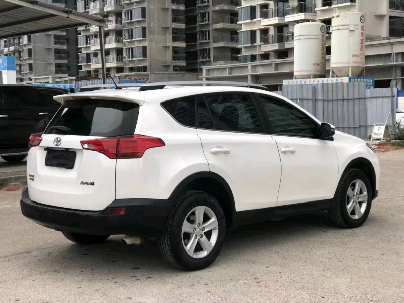梧州13年丰田RAV4荣放8