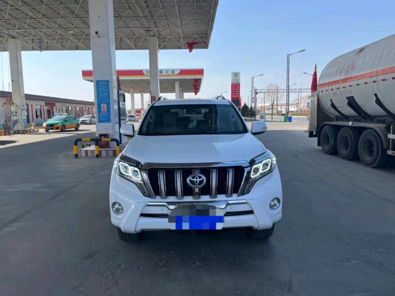 邯郸11年丰田凯美瑞1