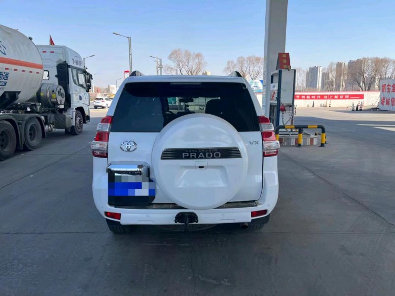 邯郸11年丰田凯美瑞7