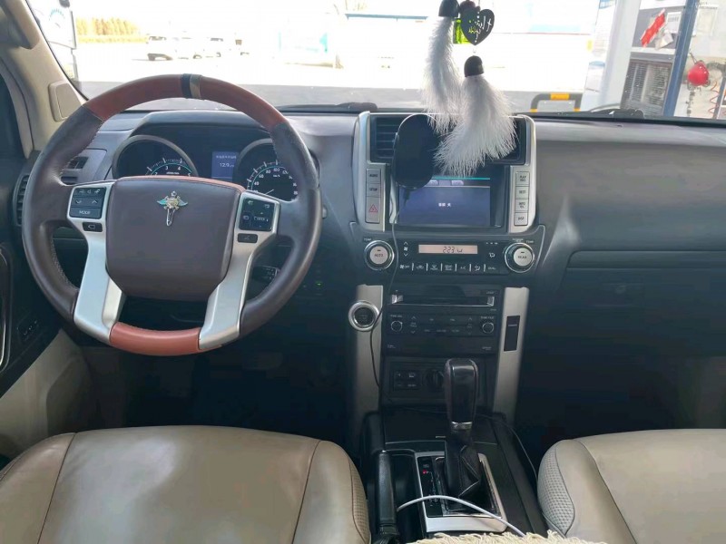 邯郸11年丰田凯美瑞8