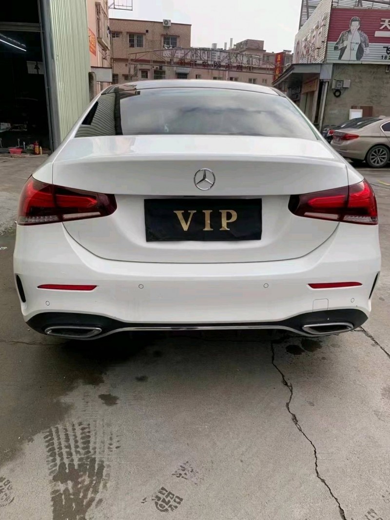 中山19年奔驰A5