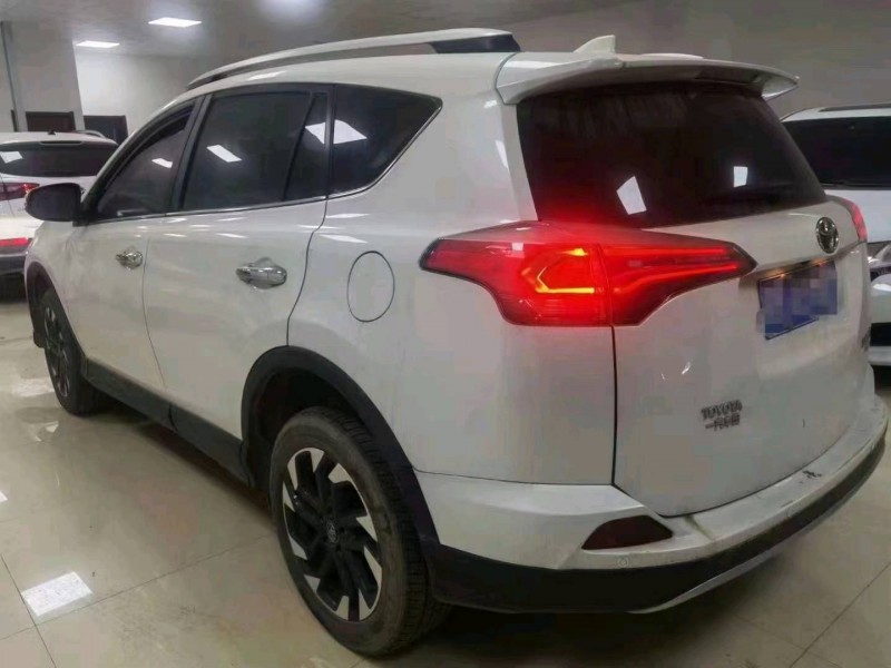 邯郸17年丰田RAV45