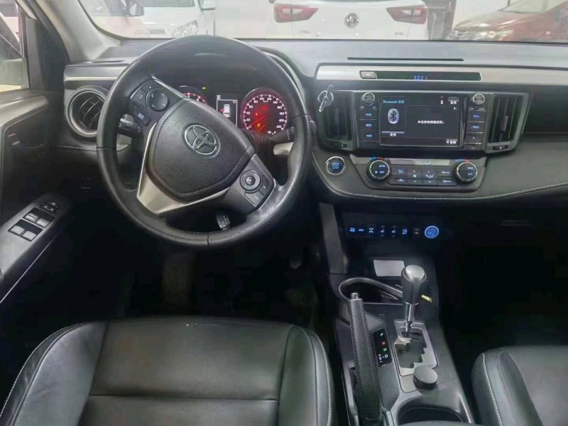 邯郸17年丰田RAV46