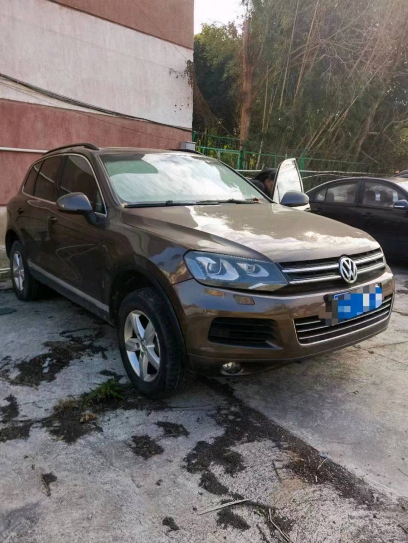 邯郸13年大众途锐1