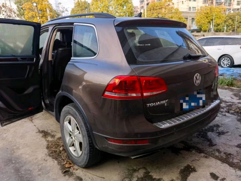 邯郸13年大众途锐2