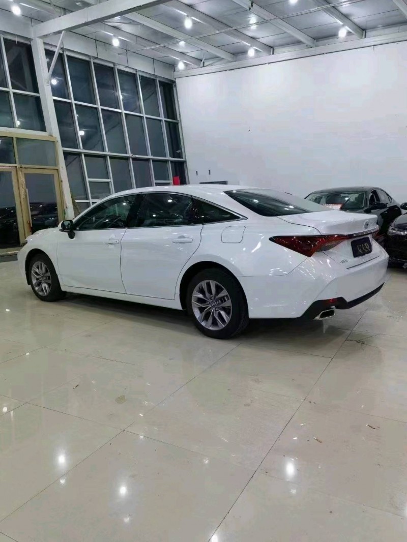 邯郸22年丰田亚洲龙7