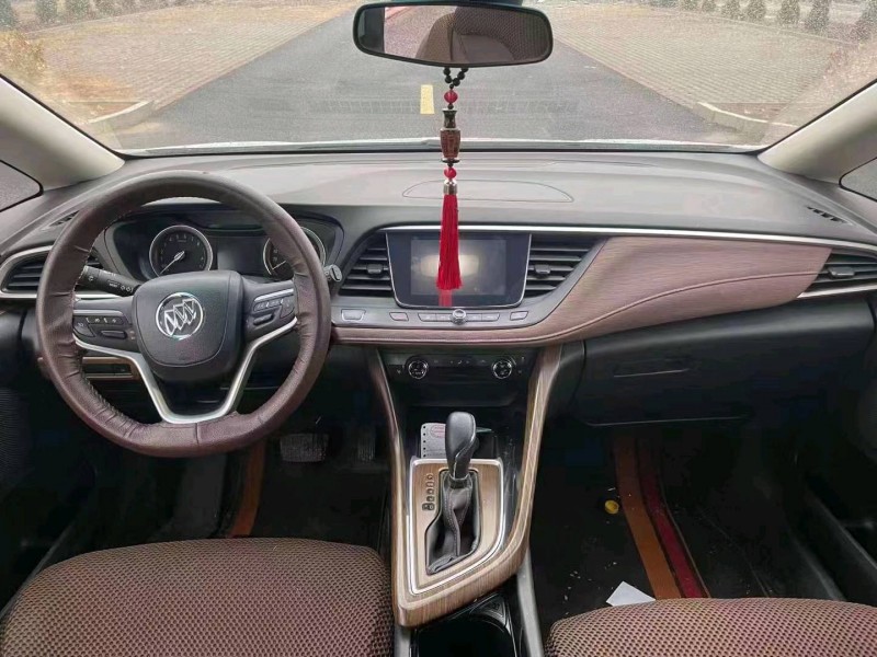 邯郸19年别克GL64