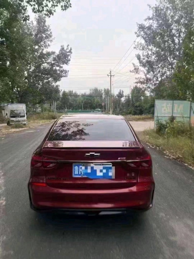 北京20年雪佛兰科鲁泽9