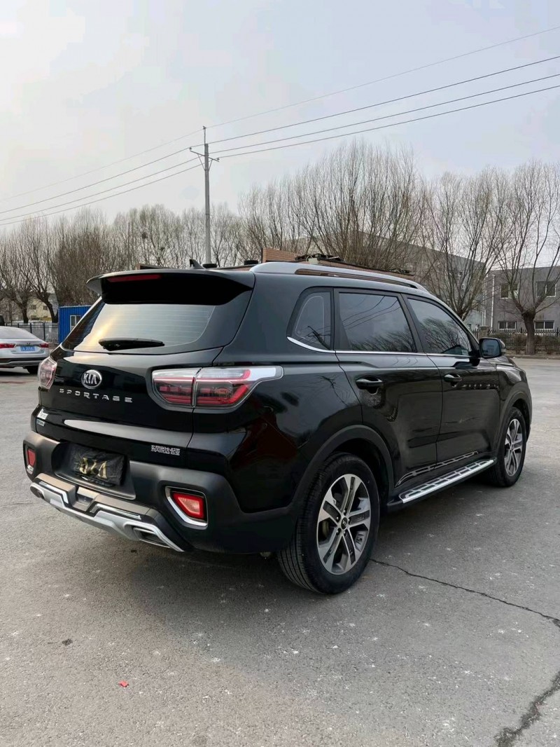 沈阳20年起亚智跑5