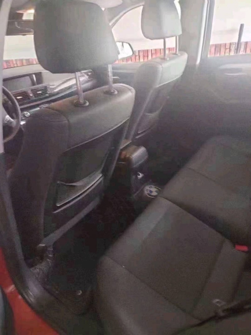 北京12年宝马X14