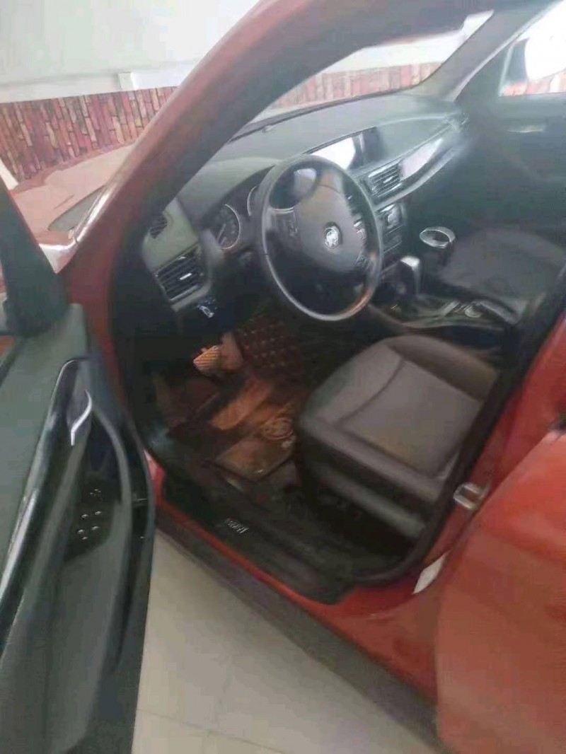 北京12年宝马X17