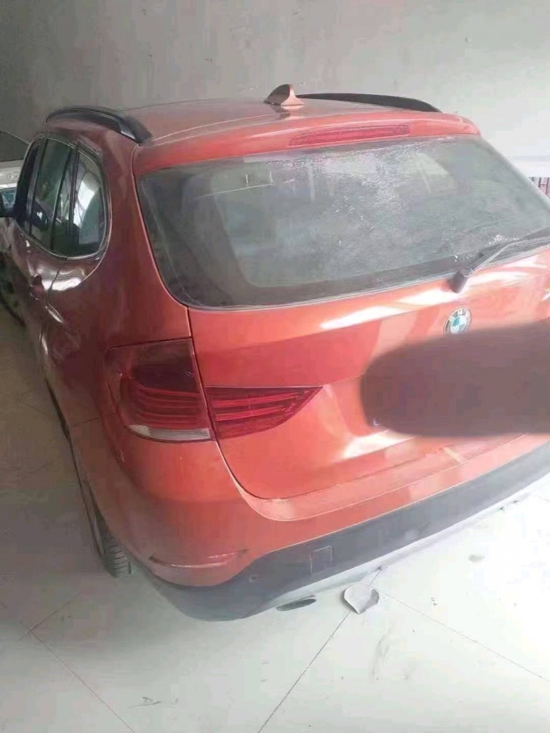 北京12年宝马X19