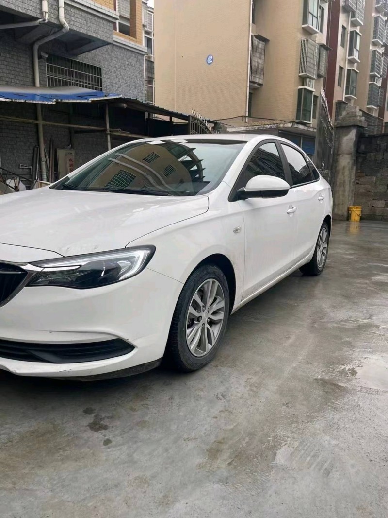 北京22年别克英朗7