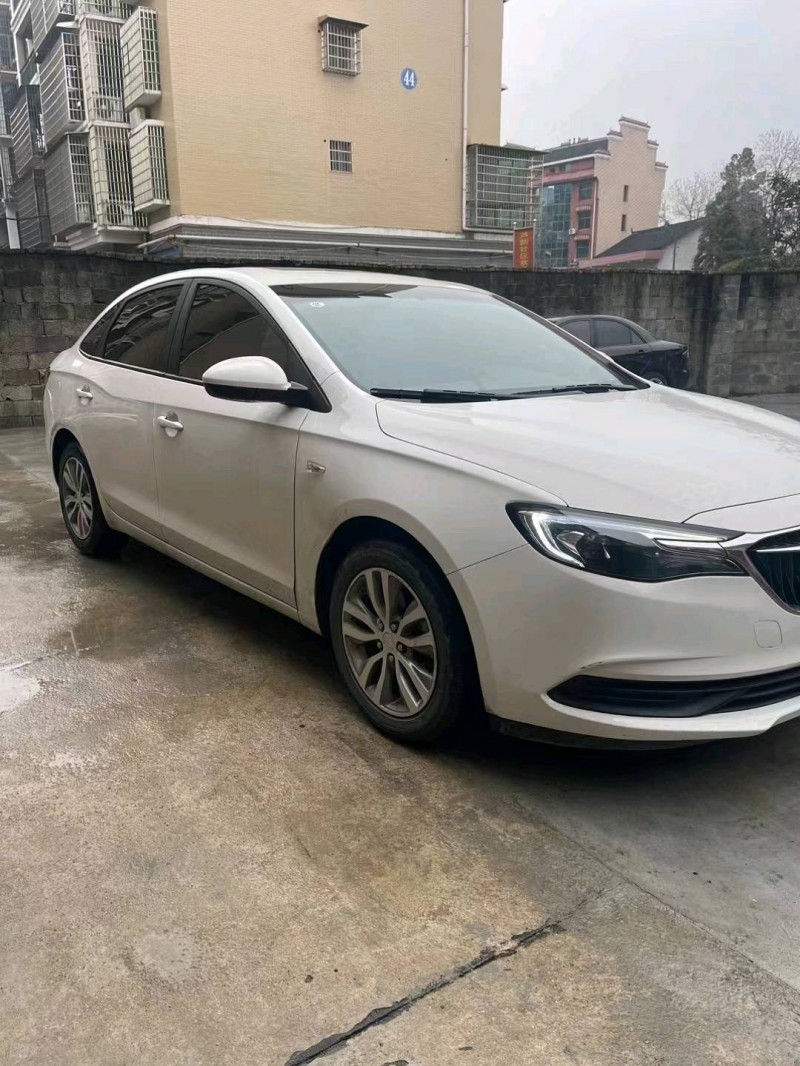 北京22年别克英朗6