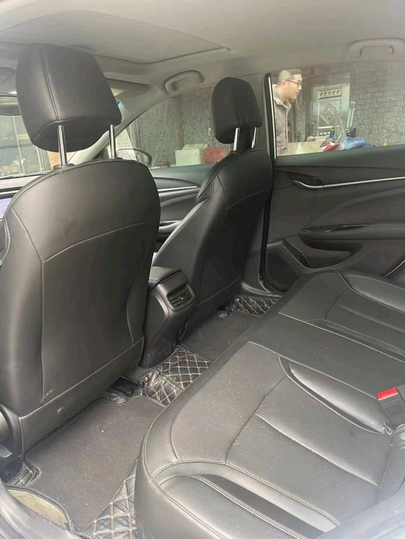 北京22年别克英朗2