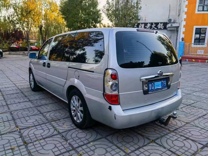 枣庄16年别克GL84