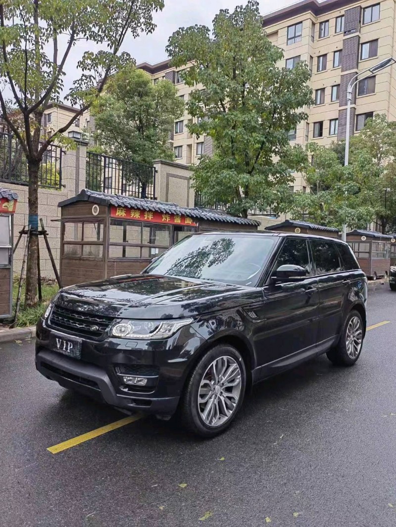 淮南14年路虎揽胜运动2