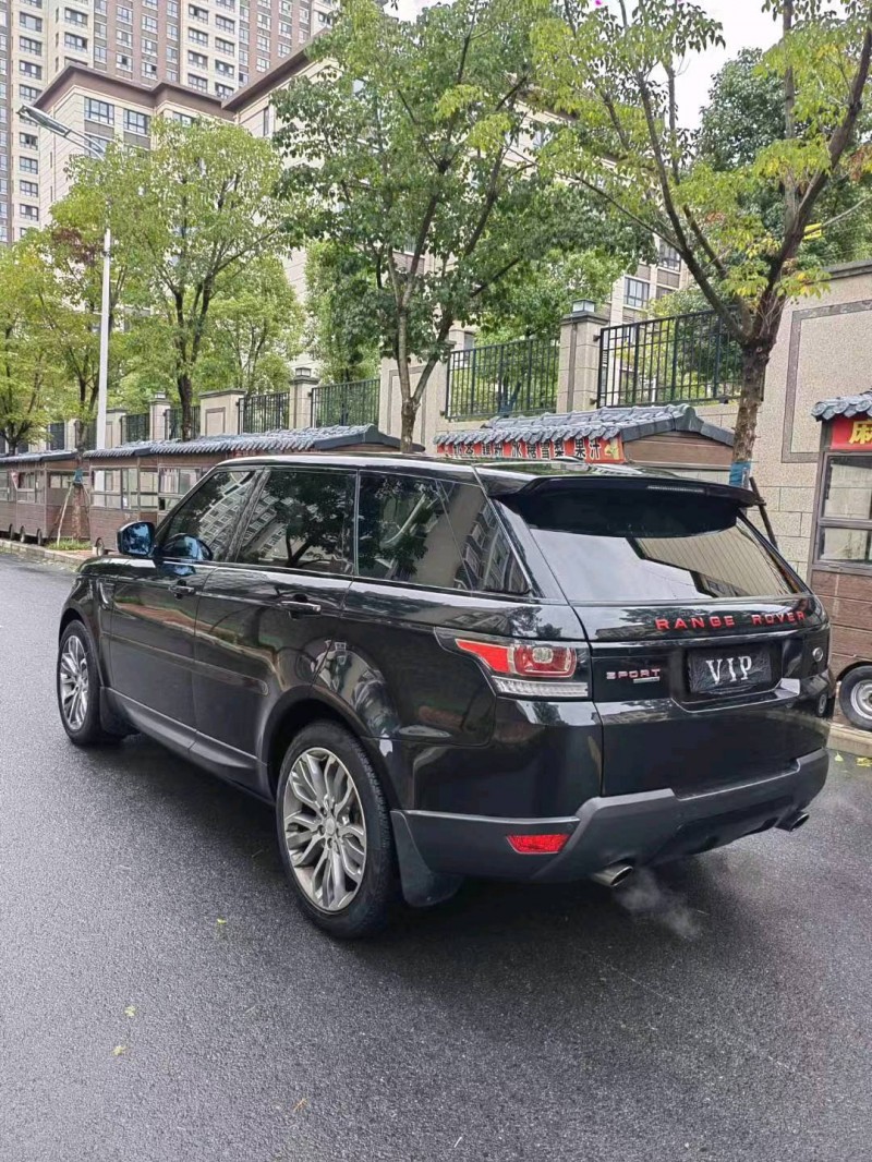 淮南14年路虎揽胜运动4