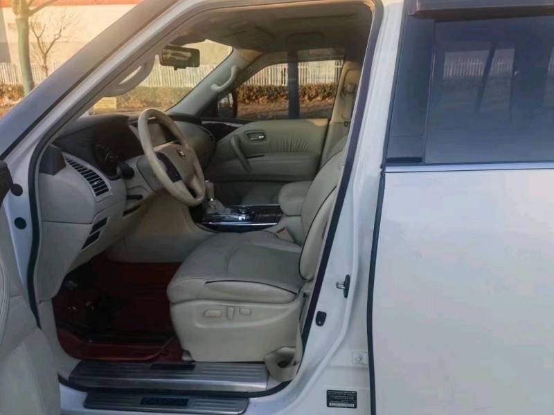 邯郸17年日产途乐4