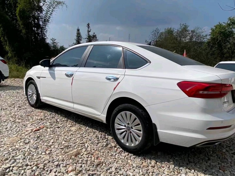 济南21年大众朗逸6