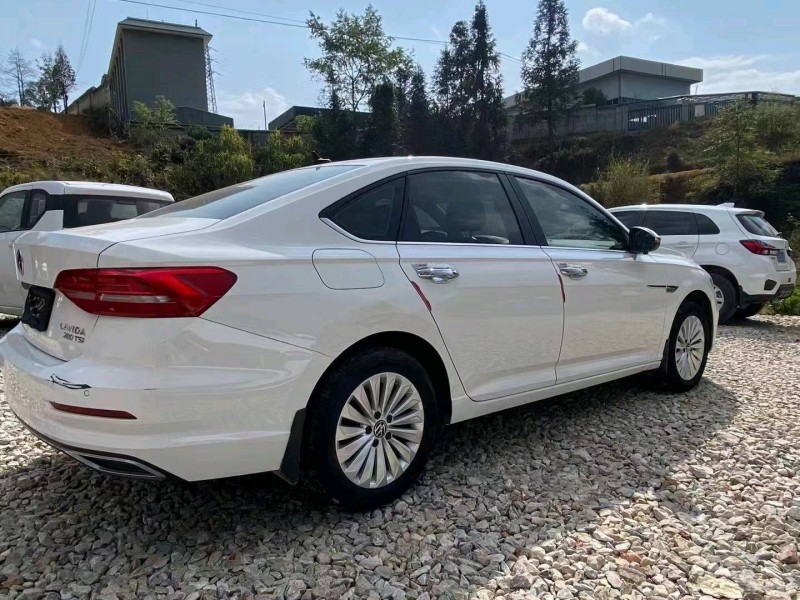 济南21年大众朗逸7