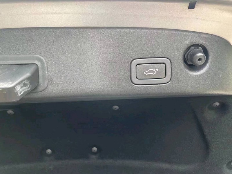 枣庄12年捷豹XJL7
