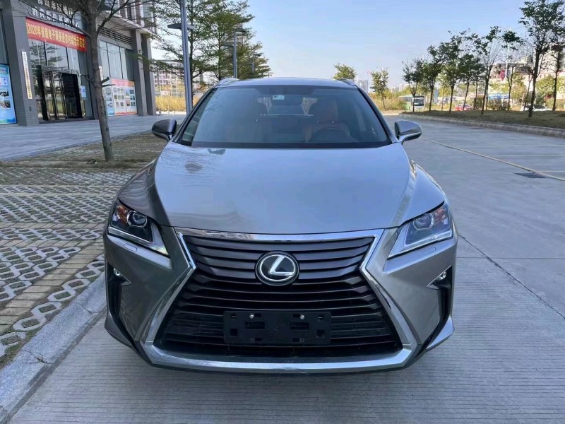 珠海18年雷克萨斯RX8