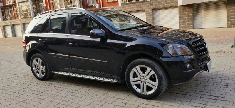 东营10年奔驰ML1