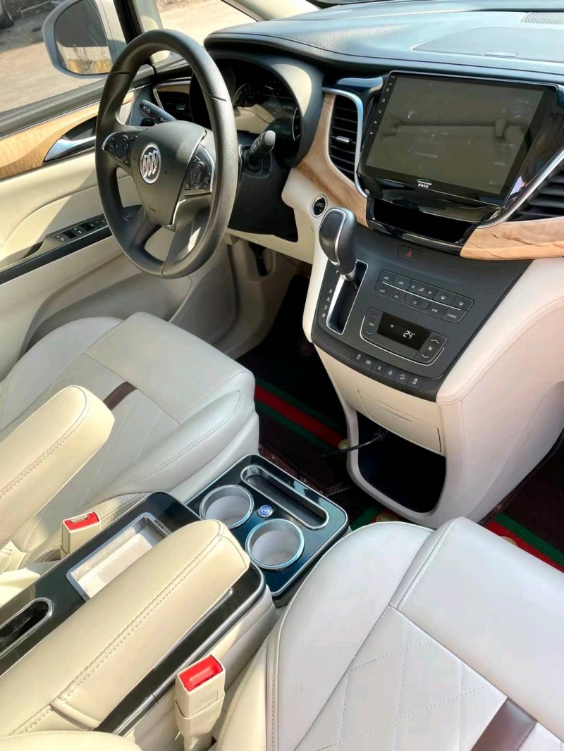 临沂18年别克GL85