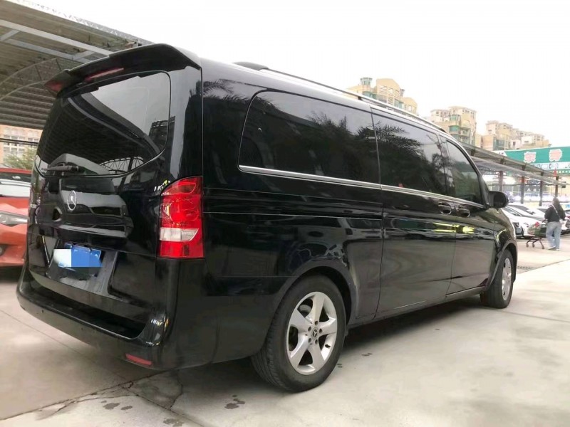 珠海20年奔驰威霆4