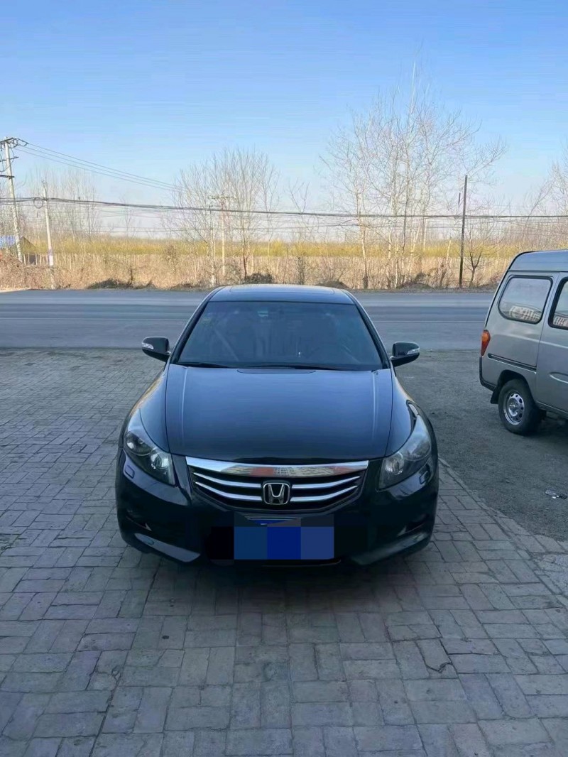 邯郸12年本田雅阁6