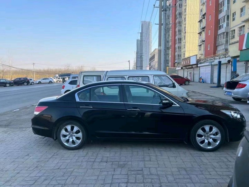 邯郸12年本田雅阁5