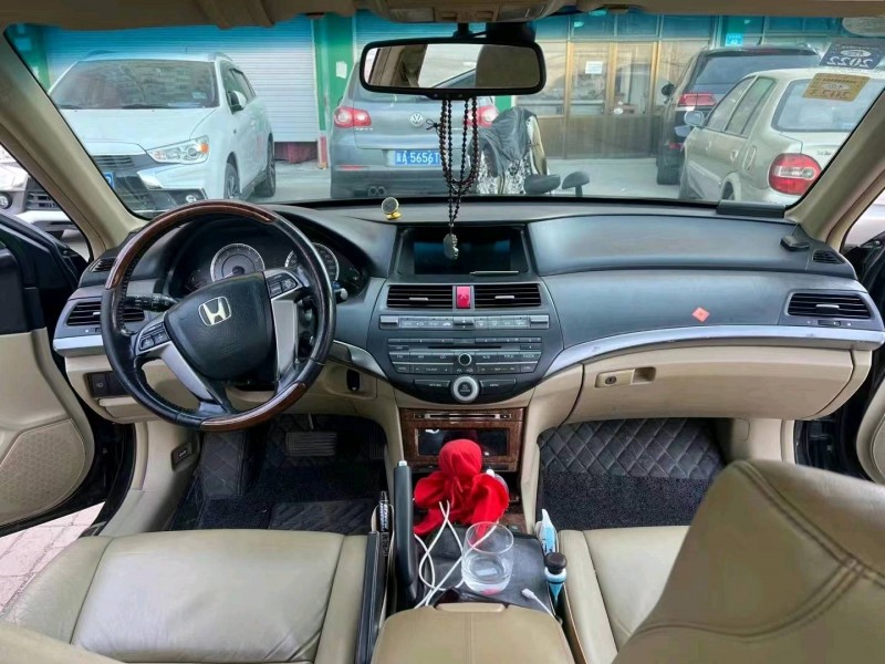 邯郸12年本田雅阁4