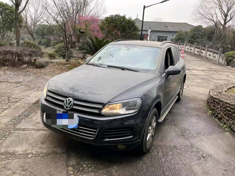 嘉兴14年大众途锐7