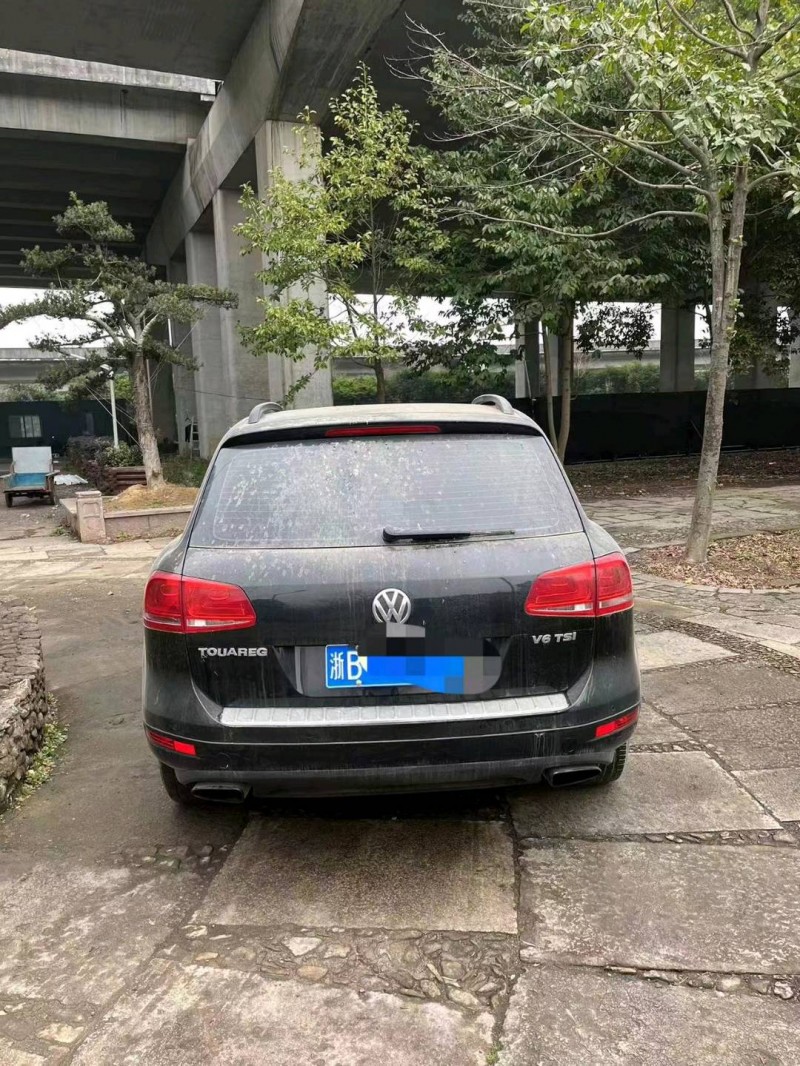 嘉兴14年大众途锐4