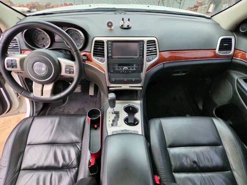 枣庄13年Jeep大切诺基7